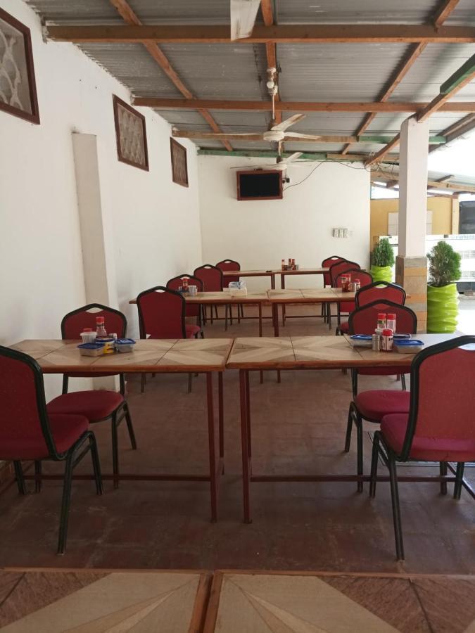 Golden Guest House- Miritini مومباسا المظهر الخارجي الصورة