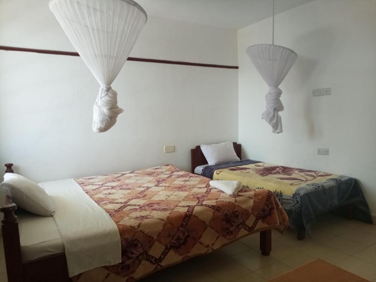 Golden Guest House- Miritini مومباسا المظهر الخارجي الصورة