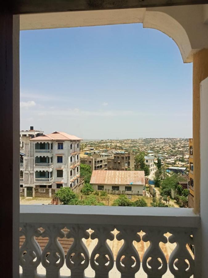 Golden Guest House- Miritini مومباسا المظهر الخارجي الصورة