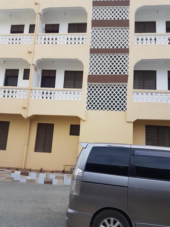 Golden Guest House- Miritini مومباسا المظهر الخارجي الصورة